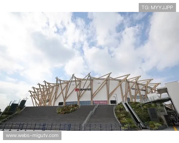 多哈亚运场馆改造:阿斯拜尔体育中心增设可移动摔跤垫 多哈亚运场馆改造:阿斯拜尔体育中心增设可移动摔跤垫